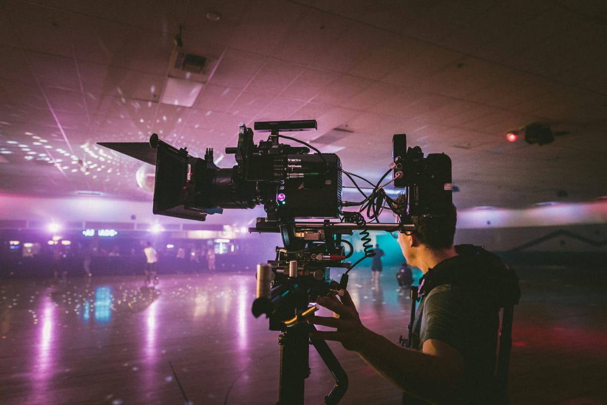 Choosing The Right Partner: Selecting A Video Editing Firm For Your Creative Needs